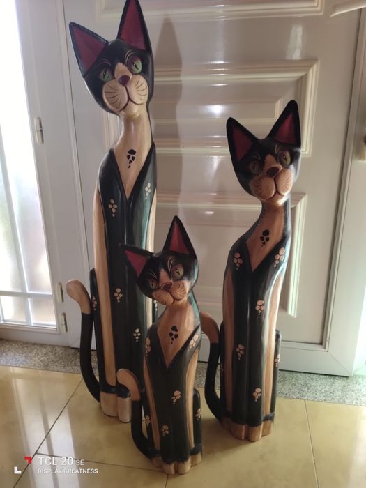 Conjunto de três gatos de decoração