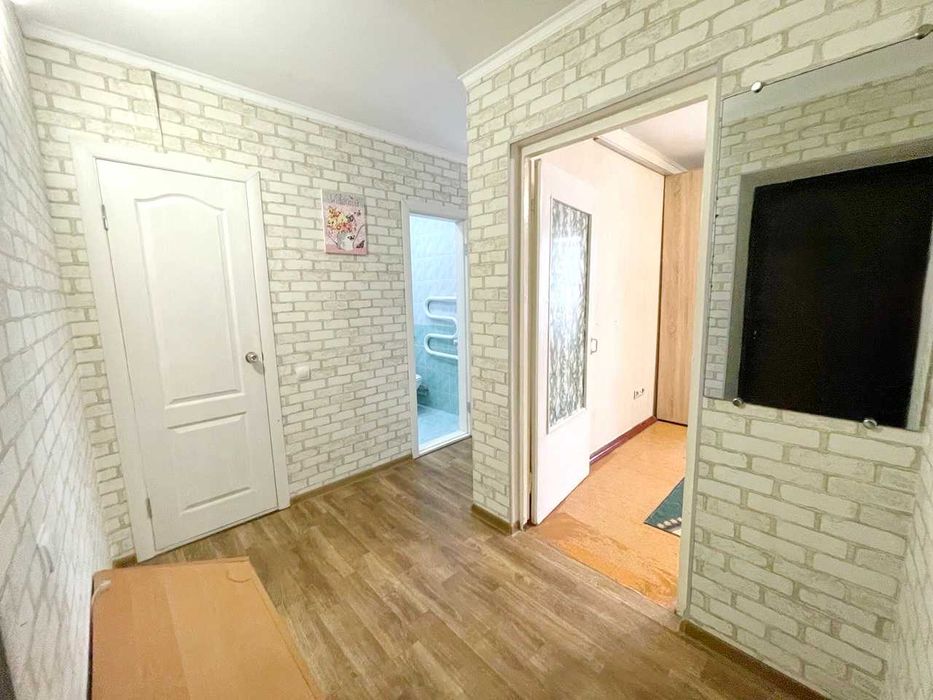 Продаж великогабаритної однокімнатної квартири з нішею. Сертифікат +