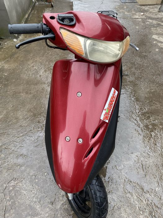 Продам мопед Honda Dio af-35