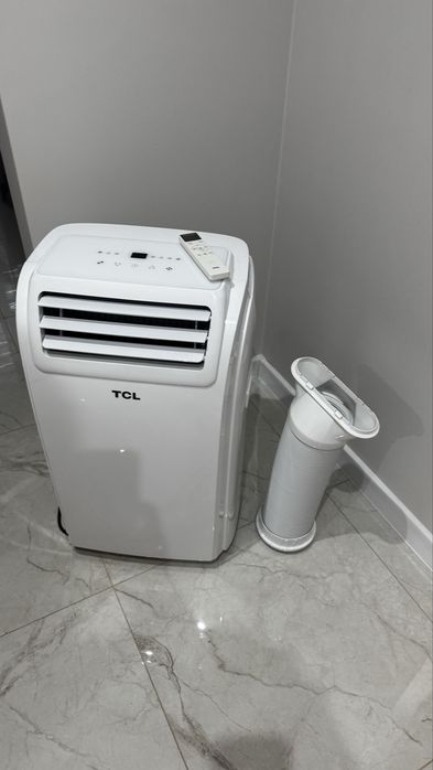 Klimatyzator przenośny TCL - Jak Nowy, pełny zestaw z kurtyną na okno