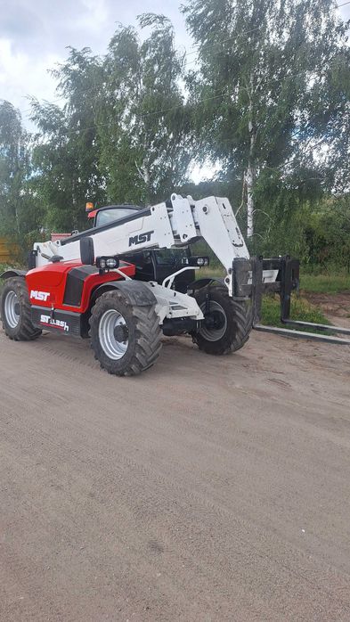 Ładowarka teleskopowa MST ST935