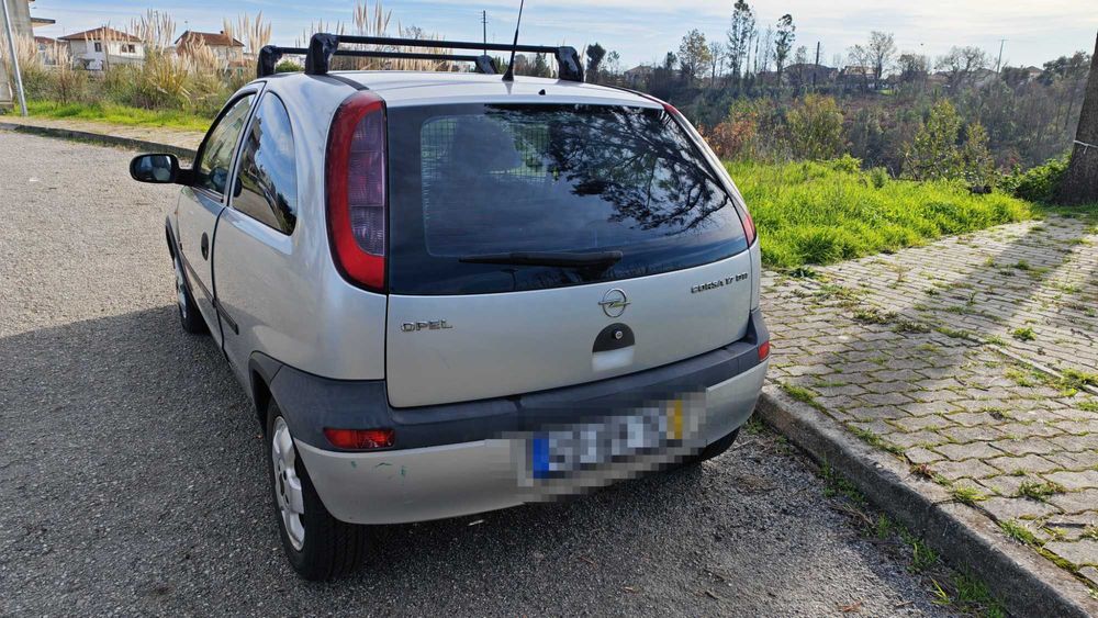 Opel corsa c 1.7