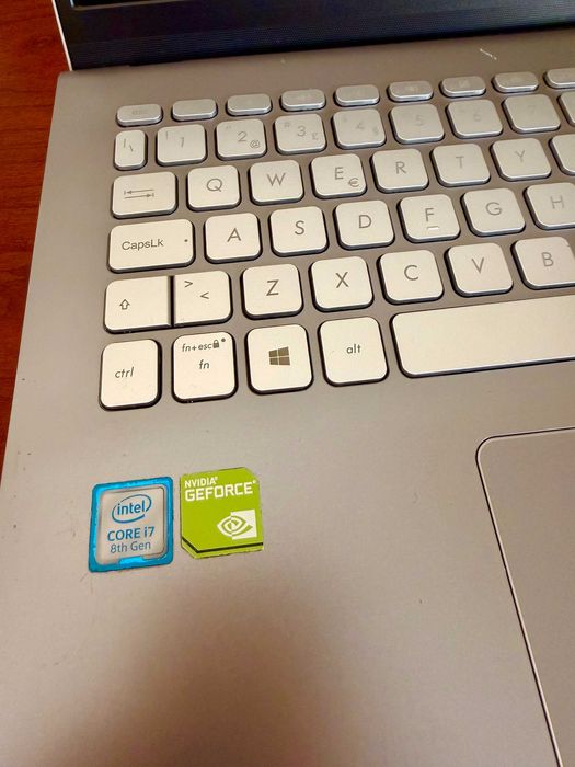 Asus VivoBook S530F 15.6"FHD|i7-8565U|16Gb Ram|Ssd 512Gb|Geforce MX150