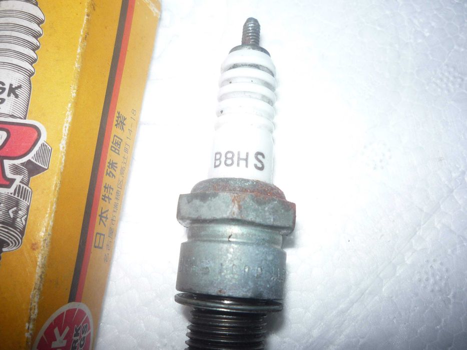 Ofereço Vela NGK