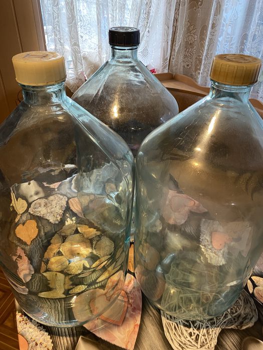 Продам бутли 20 литров