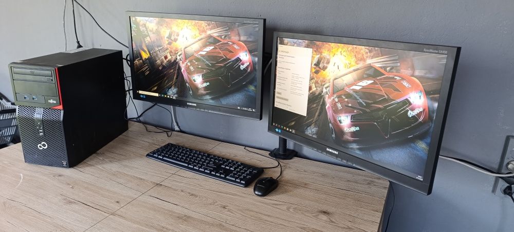 Komputer plus 2 duże Monitory 24 cale, komplet