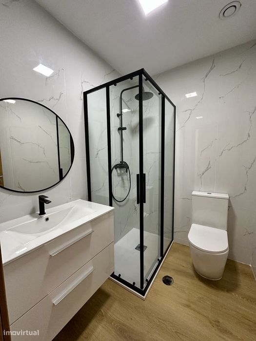 V2 renovada e equipada | 70 m² | 2 WC | Carvalhido / Constituição