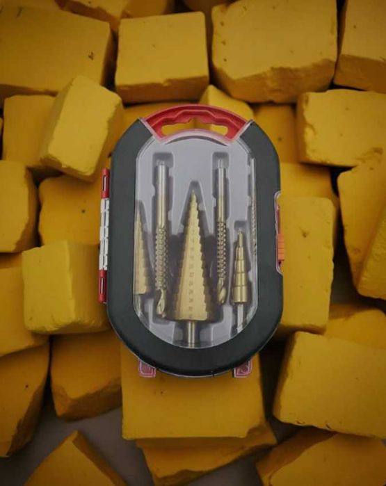 Набір 6 ступінчастих свердел із титановим покриттям у кейсі