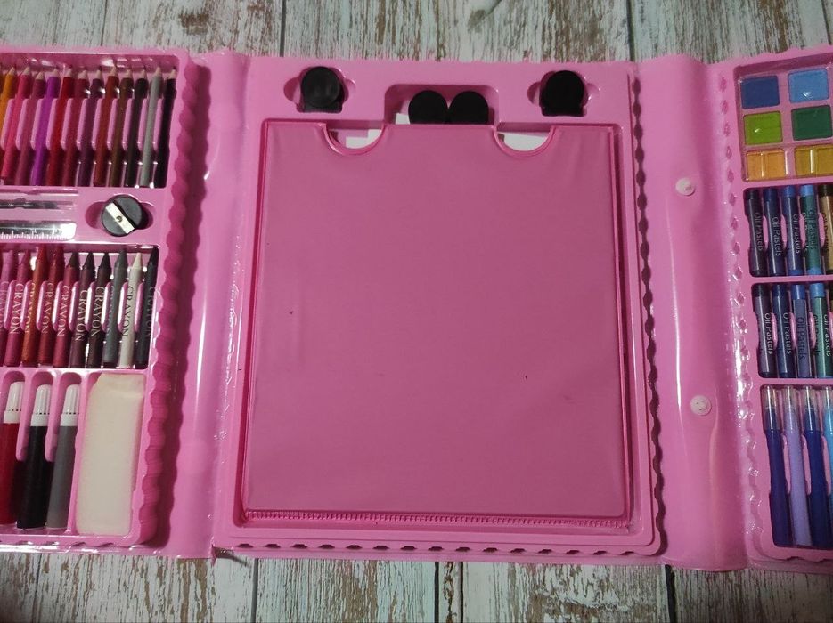 Набір для малювання 208 предметів, Набір для творчості, є у Львові