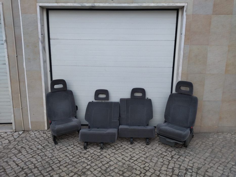 Bancos Honda CR-V 1ª Geração com Gaveta – Conjunto Completo