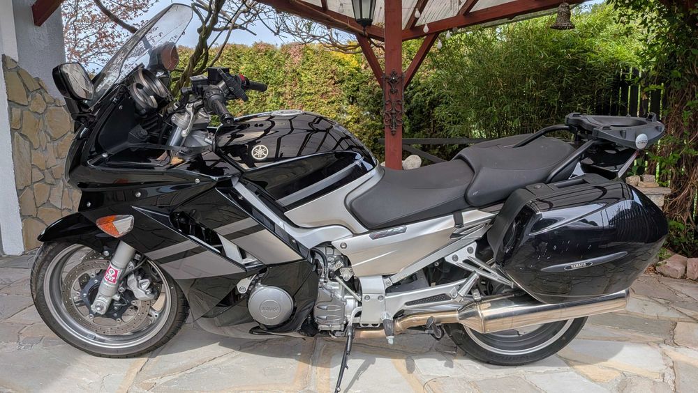 Motocykl Yamaha FJR 1300