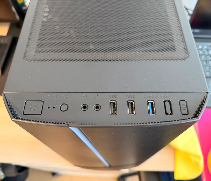 Desktop Ryzen 5 & RTX 3060 (como Novo)