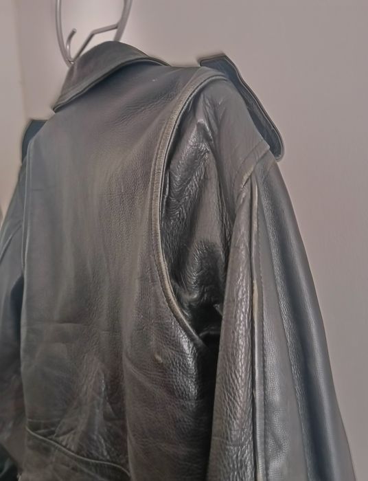 Casaco de cabedal /couro motard de mulher. Modelo perfecto