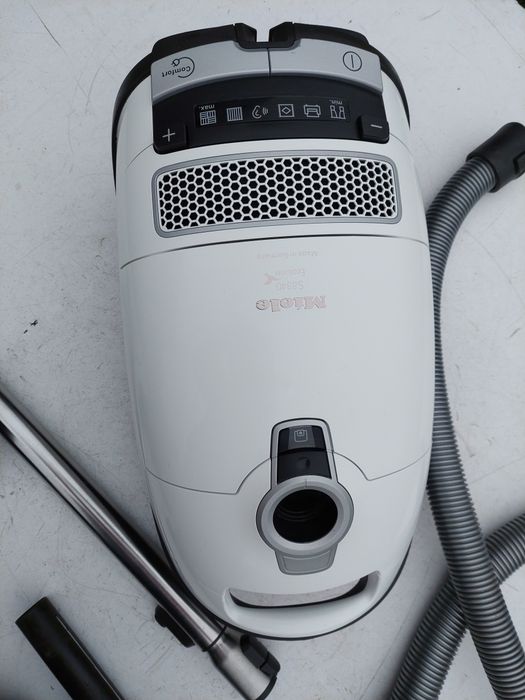 Odkurzacz miele s8340