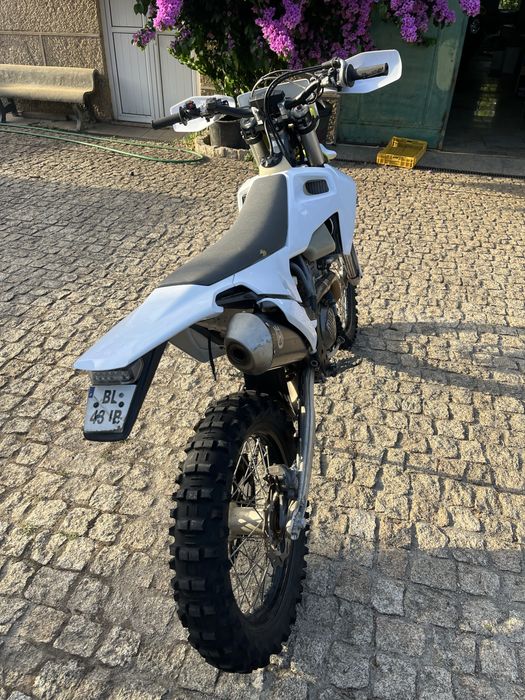 Husquevarna 250 Fe 2023