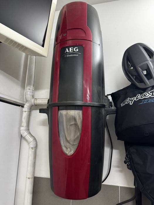 Odkurzacz centralny AEG