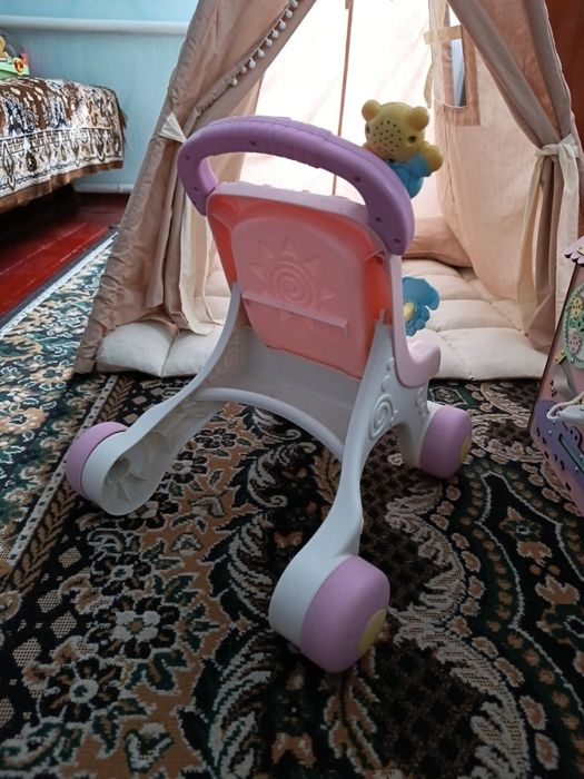 Візок для ляльок Fisher-price + подарунок,в наявності два однакових візка/ходунка 1000 грн.