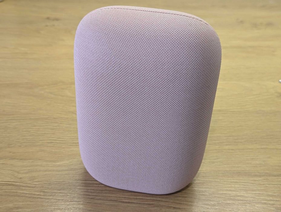 Розумна колонка Google Nest Audio Google Assistan USA колір «Шалфей»