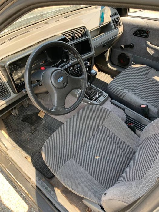 Продам форд сиера 1.6