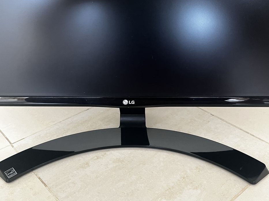 Monitor LG em muito bom estado