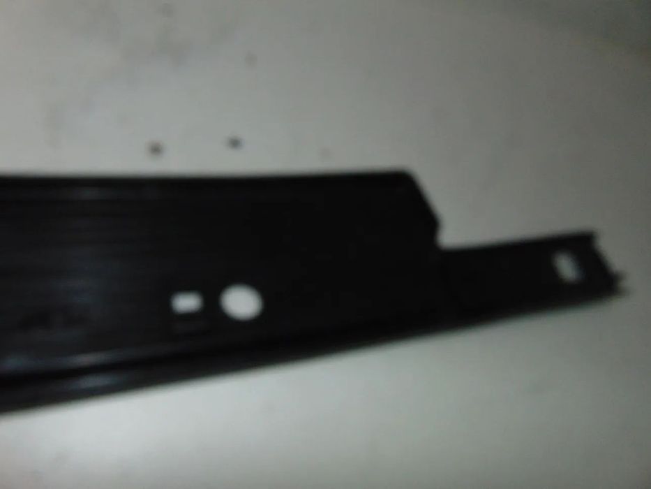 BMW E30 friso/placa matrícula