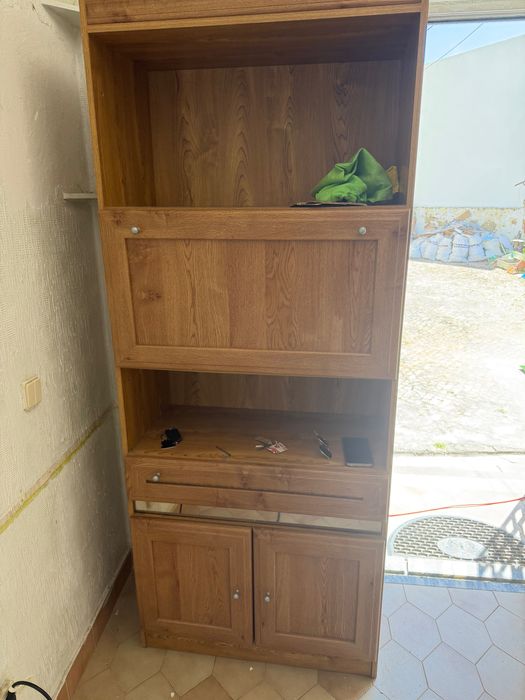 Ofereço três moveis