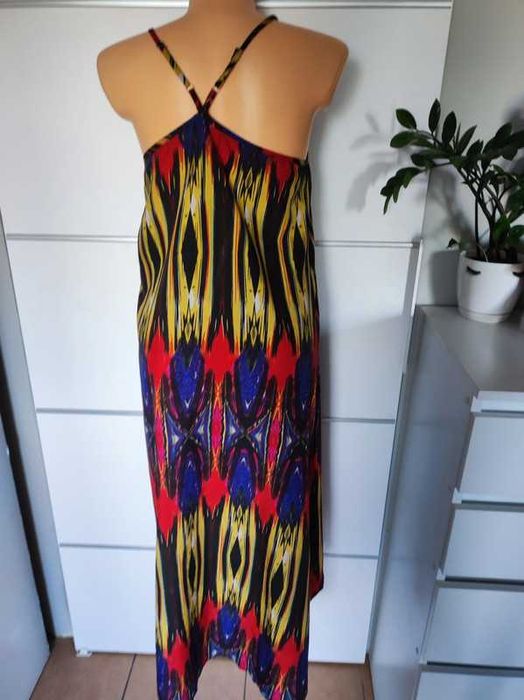 Boohoo r 34 sukienka z krótszym przodem