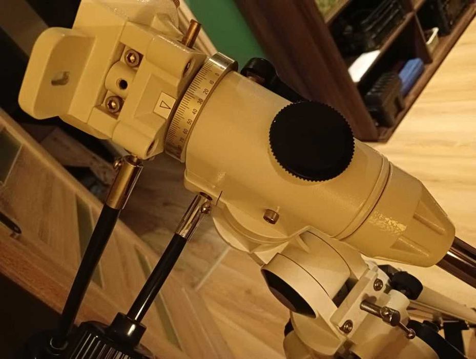 Montaż paralaktyczny Sky-Watcher EQ3-2  + statyw aluminiowy