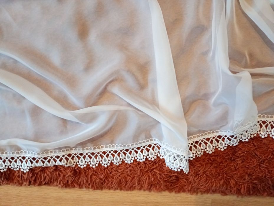 Biała firanka  długa