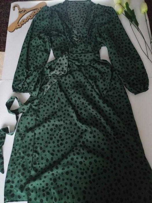 Зелена сукня вагітним на новий рік 52 розмір