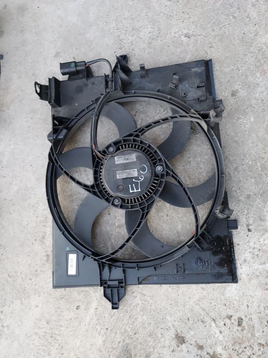 Вентилятор БМВ BMW Е39 Е46 Е53 Е60 Е61 Е65 Е66 Е70 Е71 Е83 Е90 Е91 Е92
