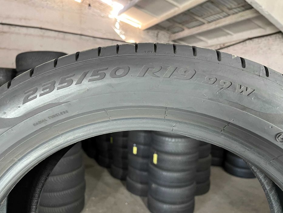 LS1989 Літні шини 235/50r19 Pirelli P Zero комплект резина р19