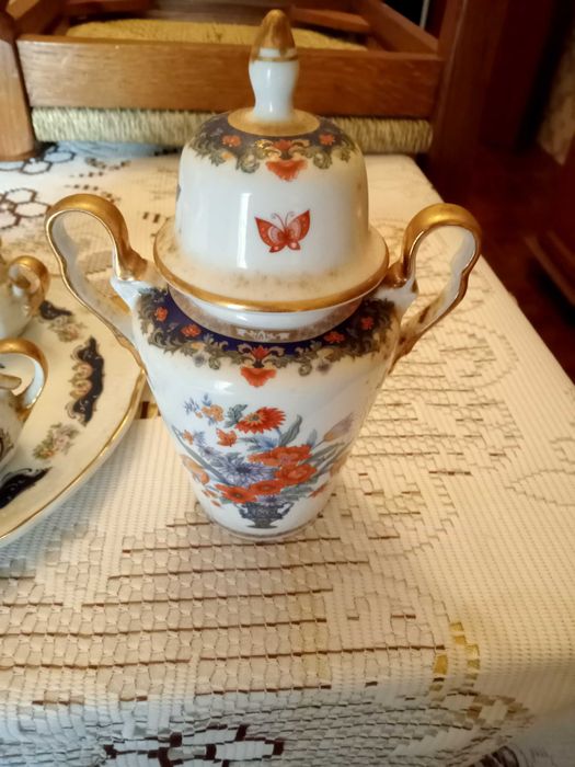 Conjunto de quatro peças de porcelana limoges antigas