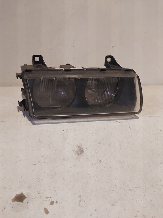 Bmw e 36 prawa lampa przednia reflektor prawy sedan coupe compact
