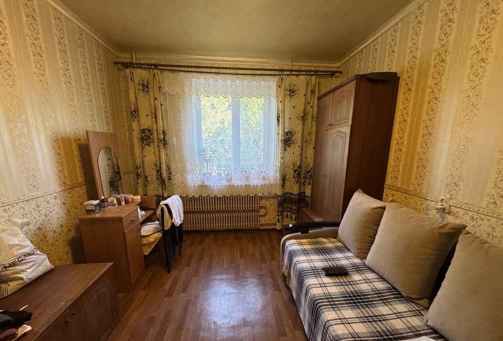 ПРОДАМ 4 кімнатну квартиру