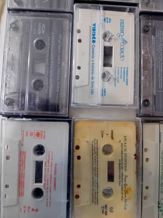 Conjunto de 24 Cassetes Diversas Sem Panfleto