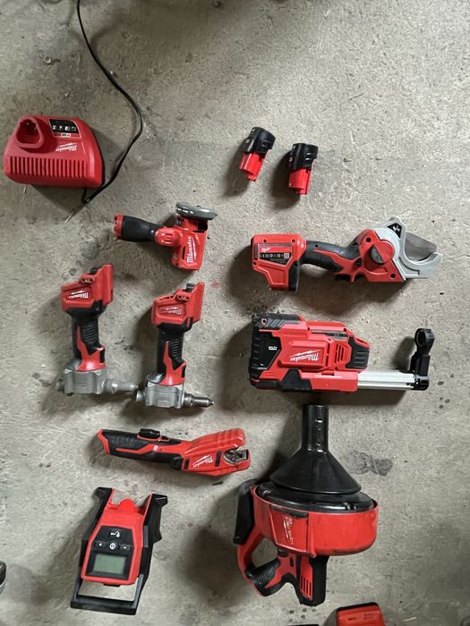 Sprzedam narzedzia Milwakee i Hilti Mlotowiertarka Pila Szlifierka wkretarka