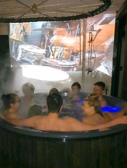 DOM nad jeziorem. Kaszubska Wenecja. 10 osób. Sauna, Balia