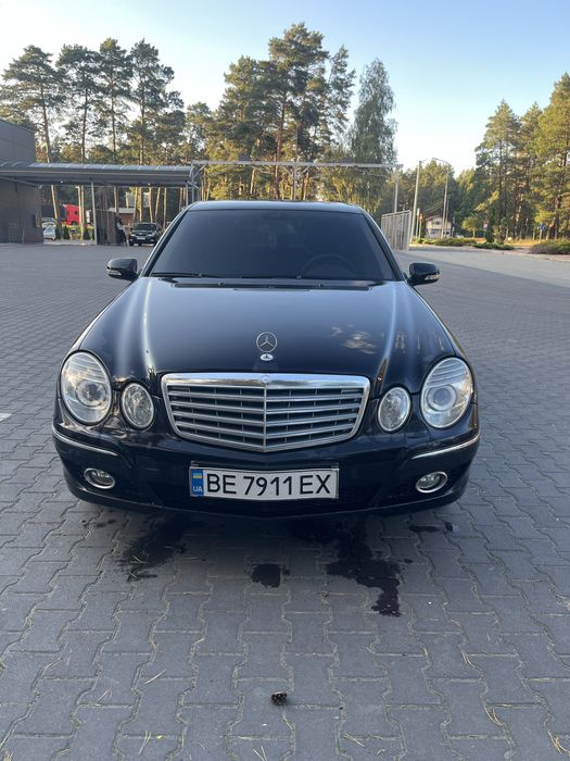 Мерседес w211 2008 р 2,2 дизель