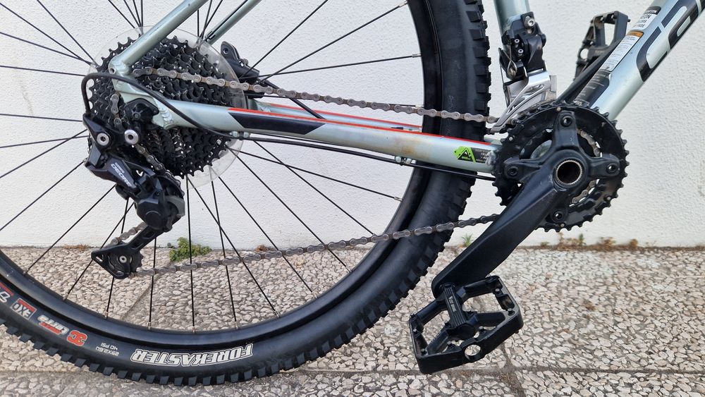 Bicicleta Cannondale Roda 29 IMPECÁVEL