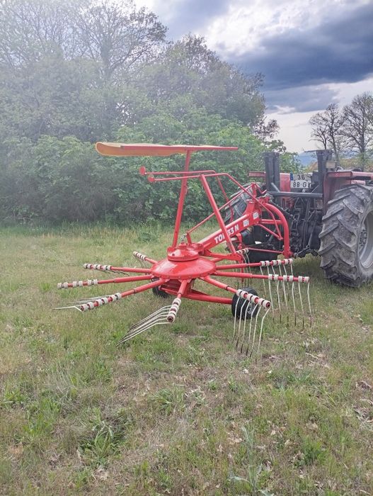 Juntador de feno Pottinger TOP 33
