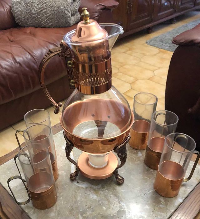 Conjunto garrafa e 6 copos com Suporte em Cobre