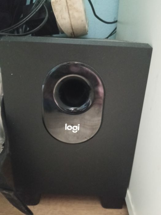 Sprzedam głośniki Logitech bardzo w dobrym stanie