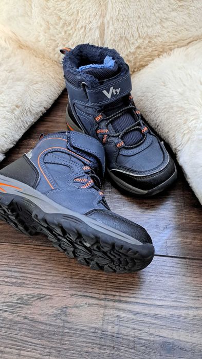 Buty dla chłopca rozmiar 27.