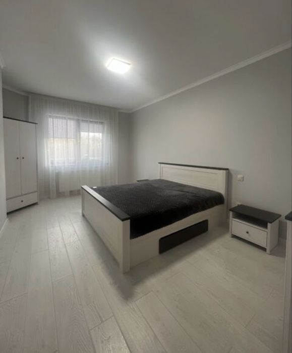 Продається гарний таунхаус на 4 сотках землі