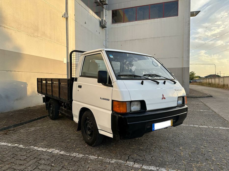 Mitsubishi L300 2000
