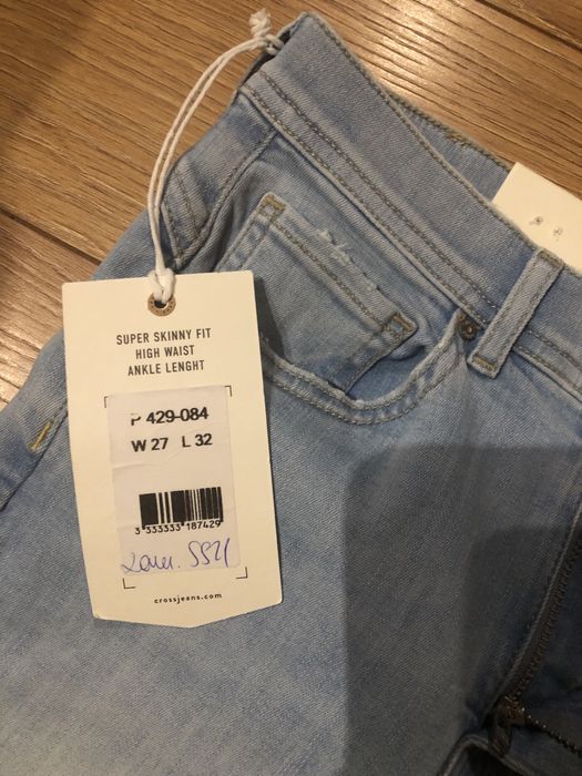 Nowe spodnie Cross jeans