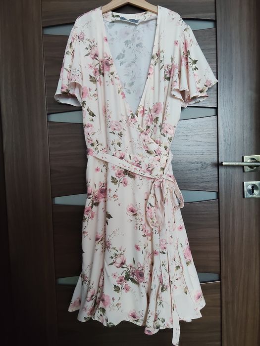 Różowa sukienka Polina Manifiq wiskoza 100% rozmiar M 38