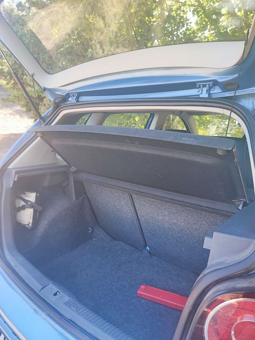 VW polo live 1.2 Gasolina - 5 lugares - isofix