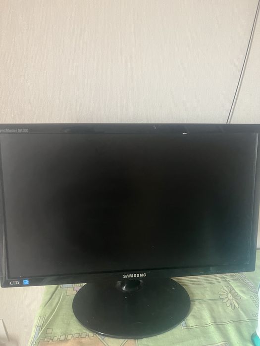 Монитор Samsung 22”